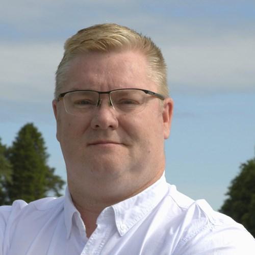 Jonathan Lee